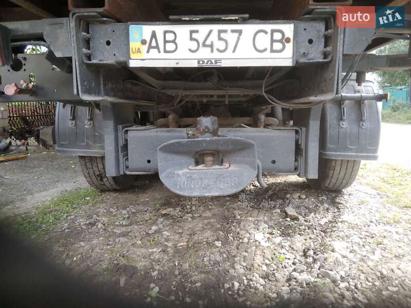 Грузовой фургон DAF XF 95 2006 в Хмельнике
