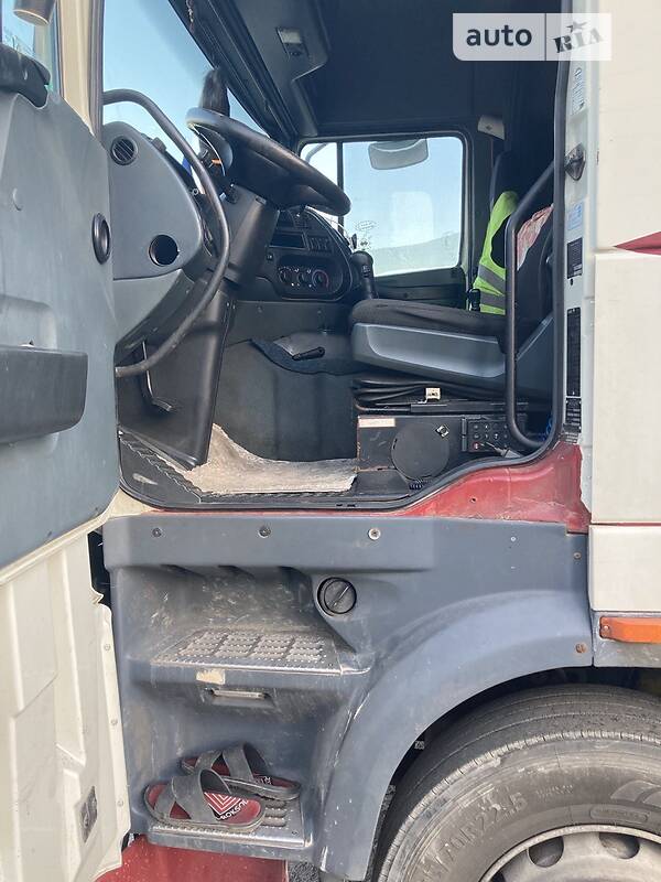 Грузовой фургон DAF XF 95 2001 в Черкассах