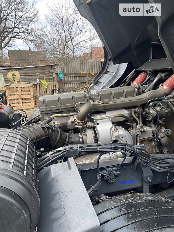 Тягач DAF XF 95 2004 в Белополье