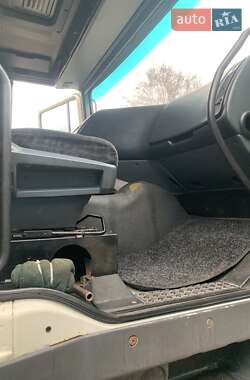 Тягач DAF XF 95 2000 в 
