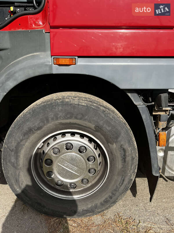 Тягач DAF XF 95 2006 в Кривому Озері