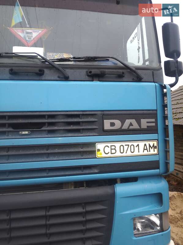 Тягач DAF XF 95 2000 в Сосницях