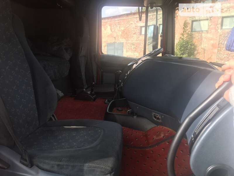 Інші вантажівки DAF XF 95 2000 в Славуті