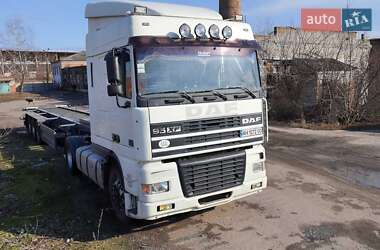 Тентованый DAF XF 95 2001 в Славянске