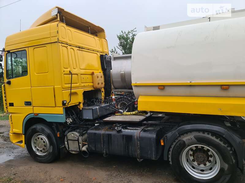 Тягач DAF XF 95 2000 в Днепре