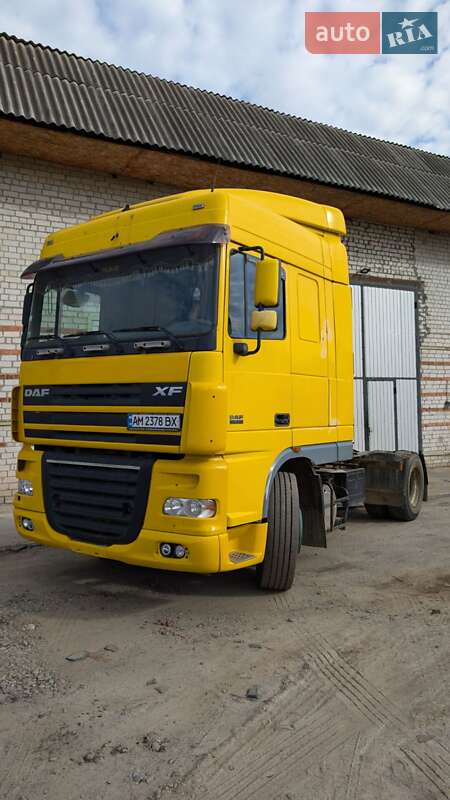 Тягач DAF XF 95 2004 в 