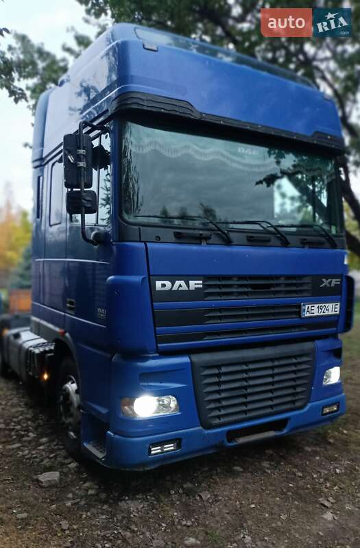 Тягач DAF XF 95 2003 в Кривом Роге
