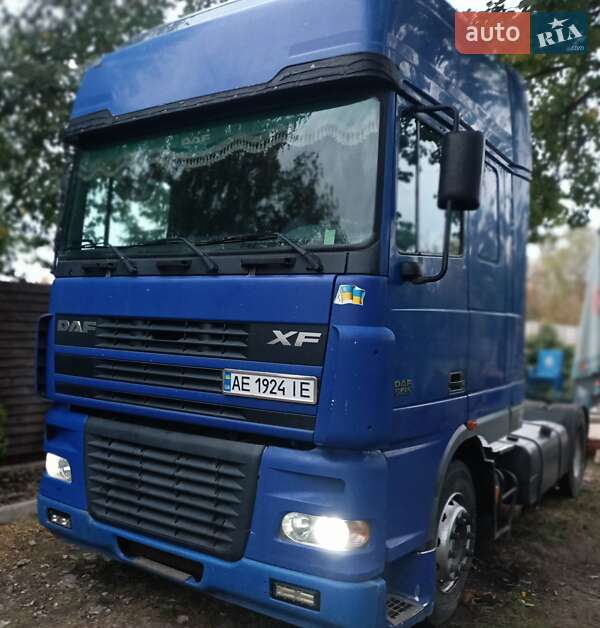 Тягач DAF XF 95 2003 в Кривом Роге