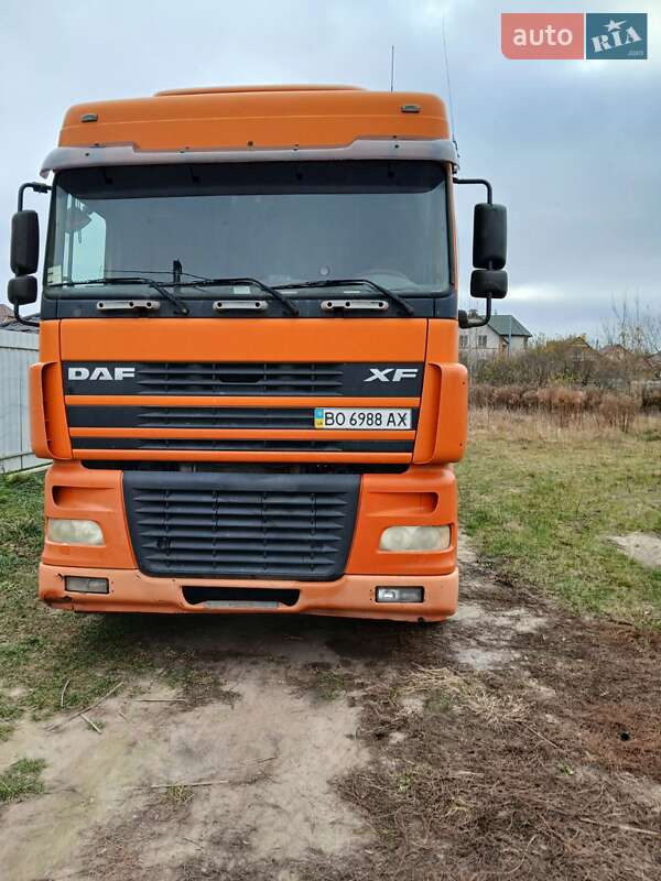 Зерновоз DAF XF 95 2004 в Киеве