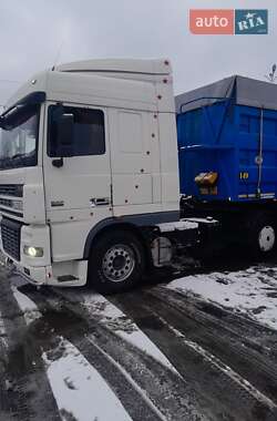 Тягач DAF XF 95 2004 в Мурафі