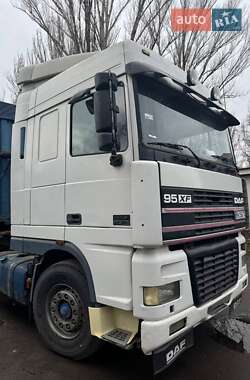 Тягач DAF XF 95 1999 в Одесі