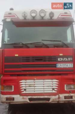 Тягач DAF XF 95 2000 в Чернобае