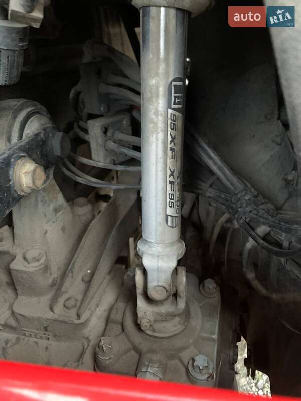 Тягач DAF XF 95 2006 в Дніпрі