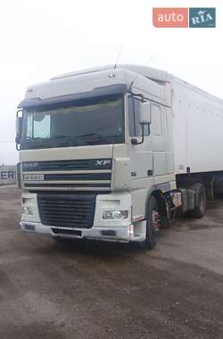 Зерновоз DAF XF 95 2003 в Дніпрі