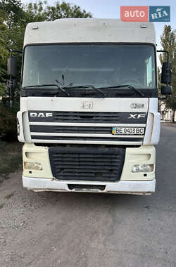 Тягач DAF XF 95 2004 в 