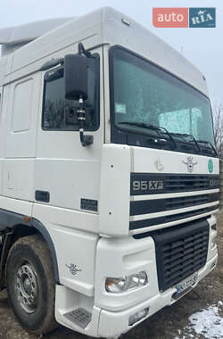 Тягач DAF XF 95 2001 в Борщеве