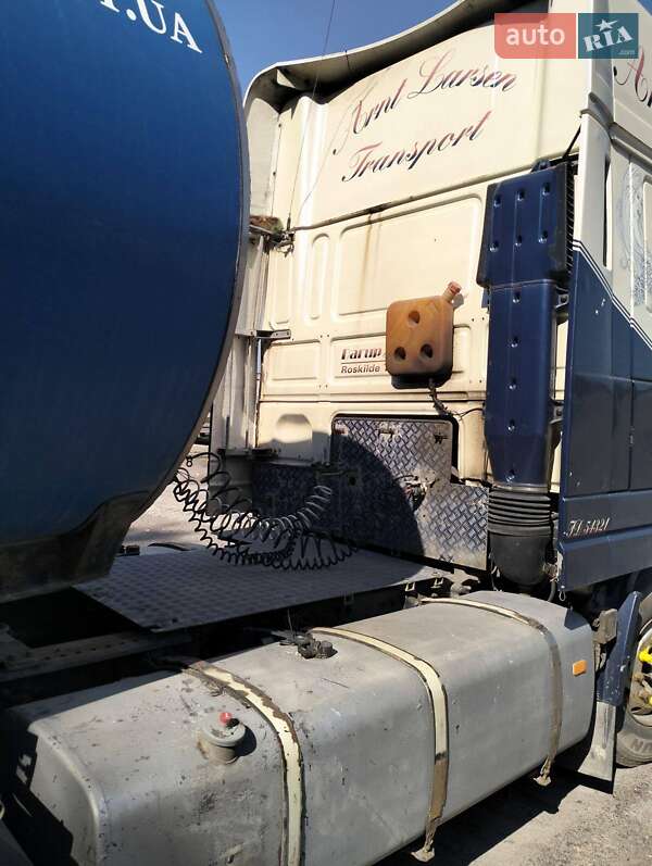 Цистерна DAF XF 95 1999 в Рівному