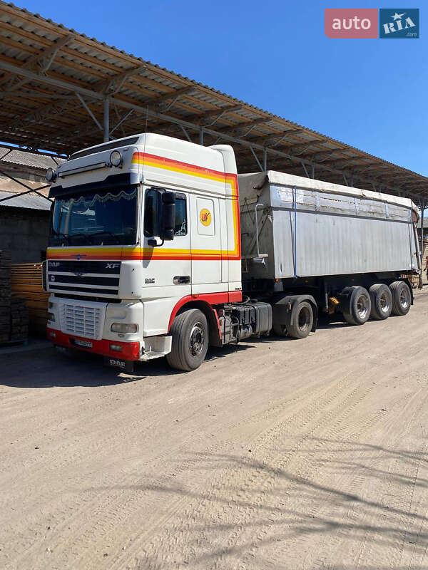 Самоскид DAF XF 95 2004 в 