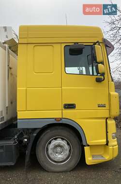 Контейнеровоз DAF XF 95 2005 в 