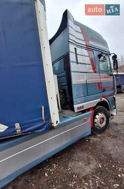 Тягач DAF XF 95 2000 в 