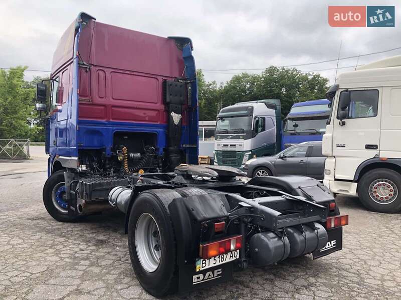 Тягач DAF XF 95 2000 в Виннице