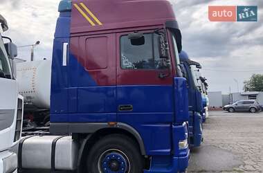 Тягач DAF XF 95 2000 в 