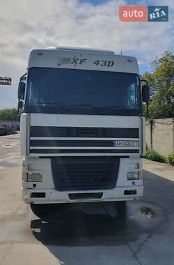 Тягач DAF XF 95 2000 в Житомире