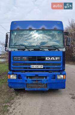 Вантажний фургон DAF XF 95 1996 в Краснограді