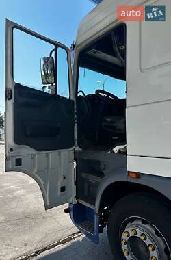 Тягач DAF XF 95 2002 в 