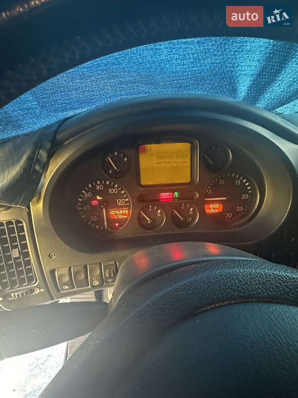 Контейнеровоз DAF XF 95 2004 в Магдалиновке