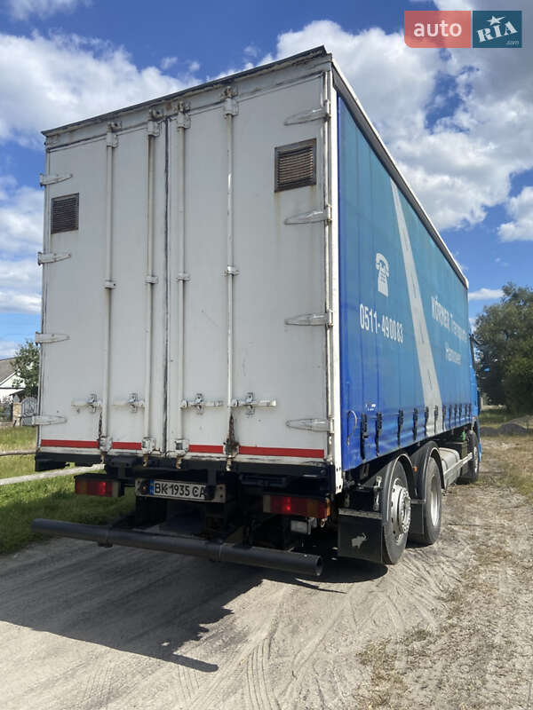 Грузовой фургон DAF XF 95 2004 в Рокитном