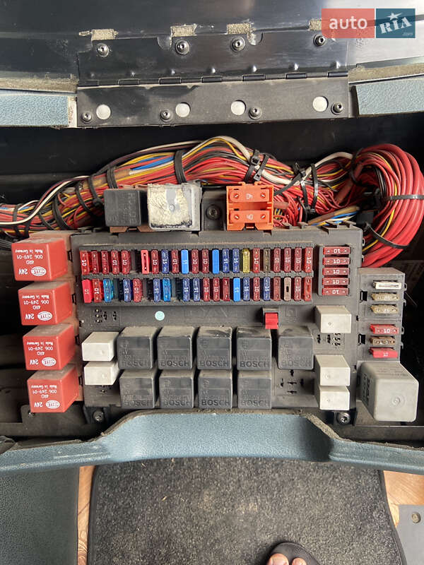 Грузовой фургон DAF XF 95 2004 в Рокитном