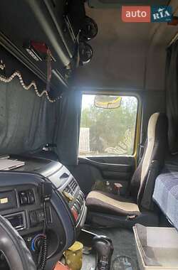 Тягач DAF XF 95 1998 в 