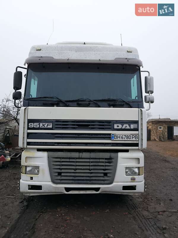 DAF XF 95 1999 DAF XF 95 1999
