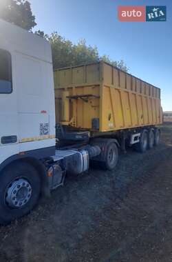 Самосвал DAF XF 95 2003 в 