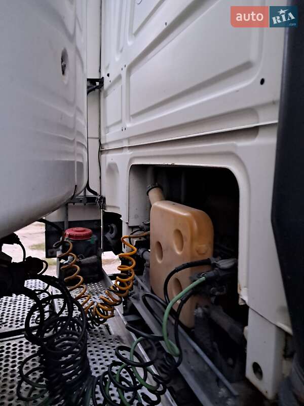 Тягач DAF XF 95 2006 в Борисполі