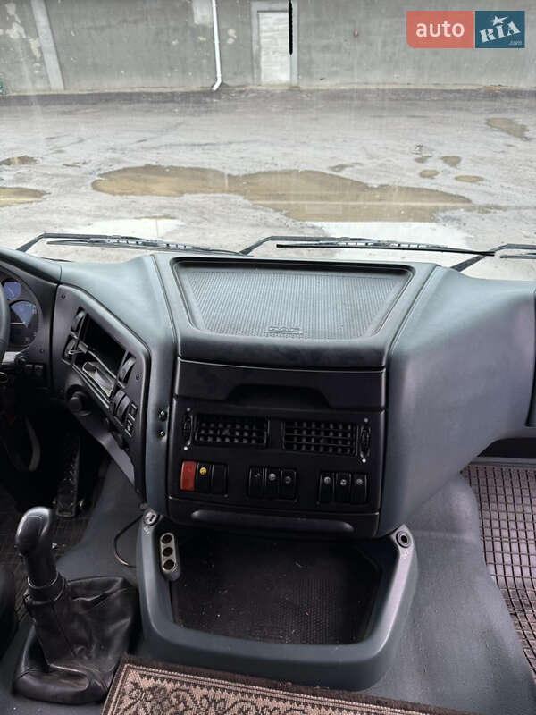 Тягач DAF XF 95 2006 в Немирове