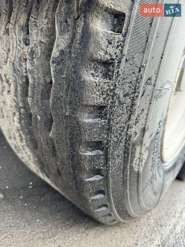 Зерновоз DAF XF 95 2006 в Остроге