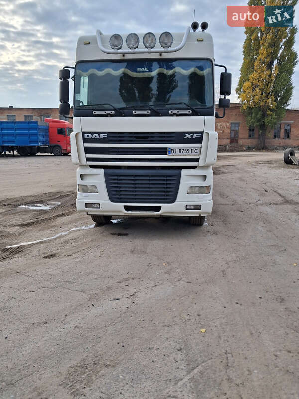 Контейнеровоз DAF XF 95 2005 в Полтаве