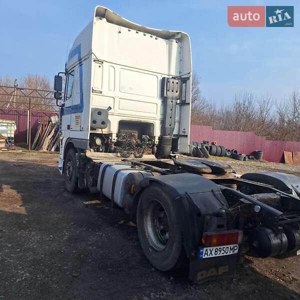 Тягач DAF XF 95 2001 в Богодухове