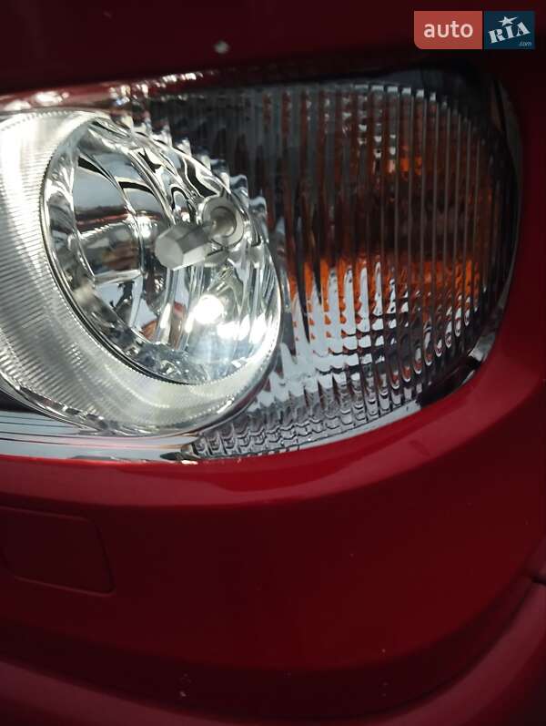 Вантажний фургон DAF XF 95 2006 в Кременчуці