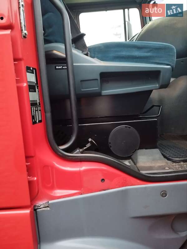 Вантажний фургон DAF XF 95 2006 в Кременчуці