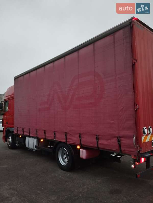 Вантажний фургон DAF XF 95 2006 в Кременчуці