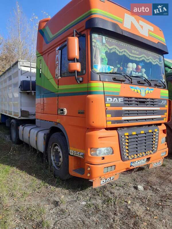 Зерновоз DAF XF 95 2003 в Виннице фото Зерновоз DAF XF 95 2003 в Виннице
