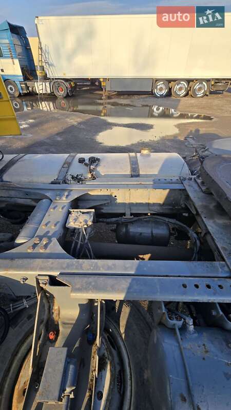 Тягач DAF XF 95 2003 в Каменском