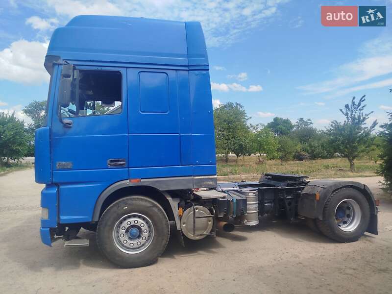 Тягач DAF XF 95 1998 в Олександрії