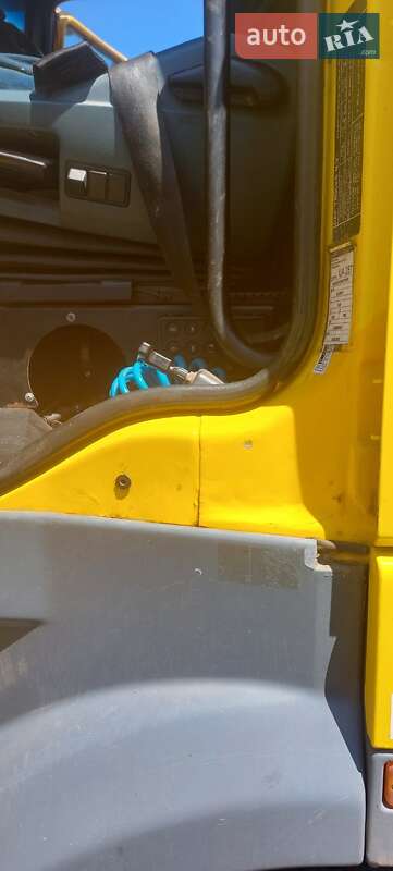 Тягач DAF XF 95 2006 в Долинской