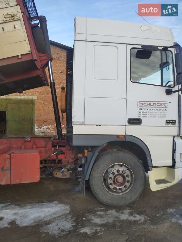 Самосвал DAF XF 95 2000 в Коломые
