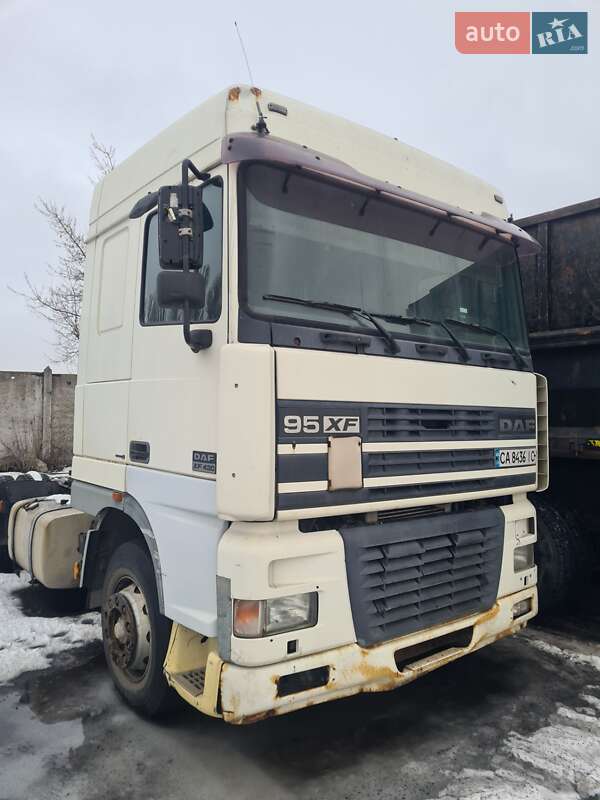 Тягач DAF XF 95 2001 в Черкассах