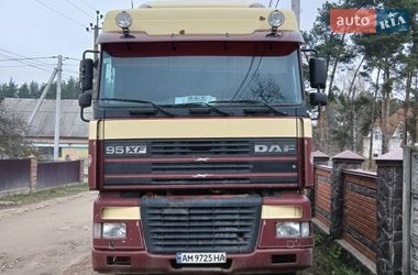 Тягач DAF XF 95 2000 в Бердичеве